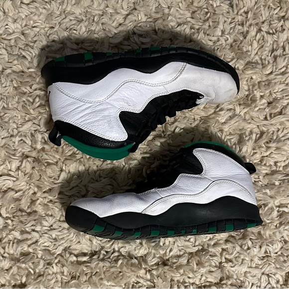 Air Jordan 10 ‘Seattle’ Men’s Sz 9.5 Wht/Blk/Kelly Green 310805-137 - Picture 2 of 7